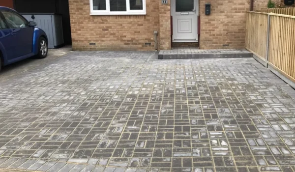 Guide-to-driveway-types